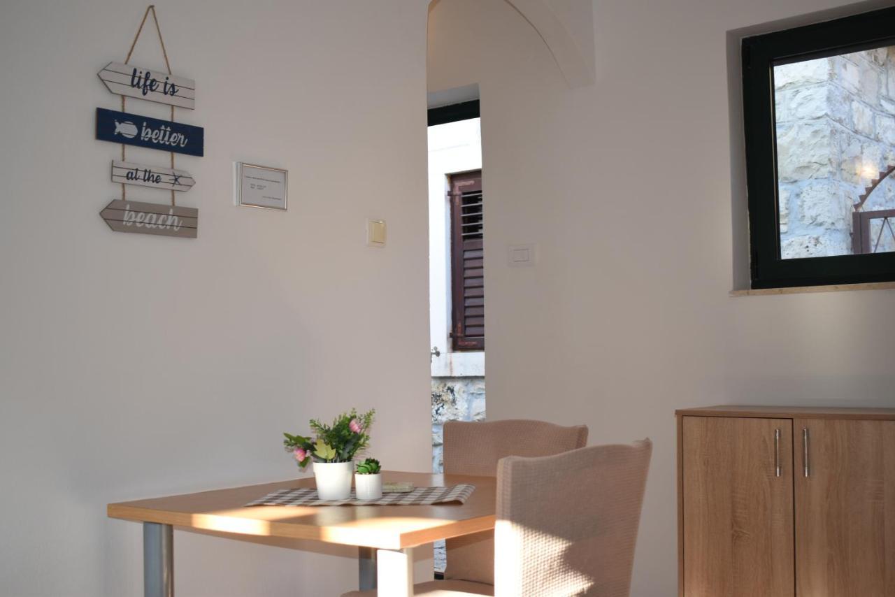 Twin Love Apartment Сплит Екстериор снимка