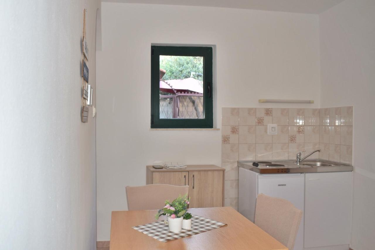 Twin Love Apartment Сплит Екстериор снимка