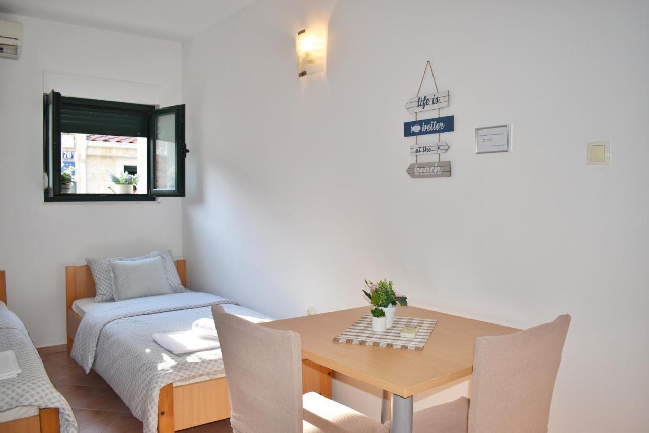 Twin Love Apartment Сплит Екстериор снимка