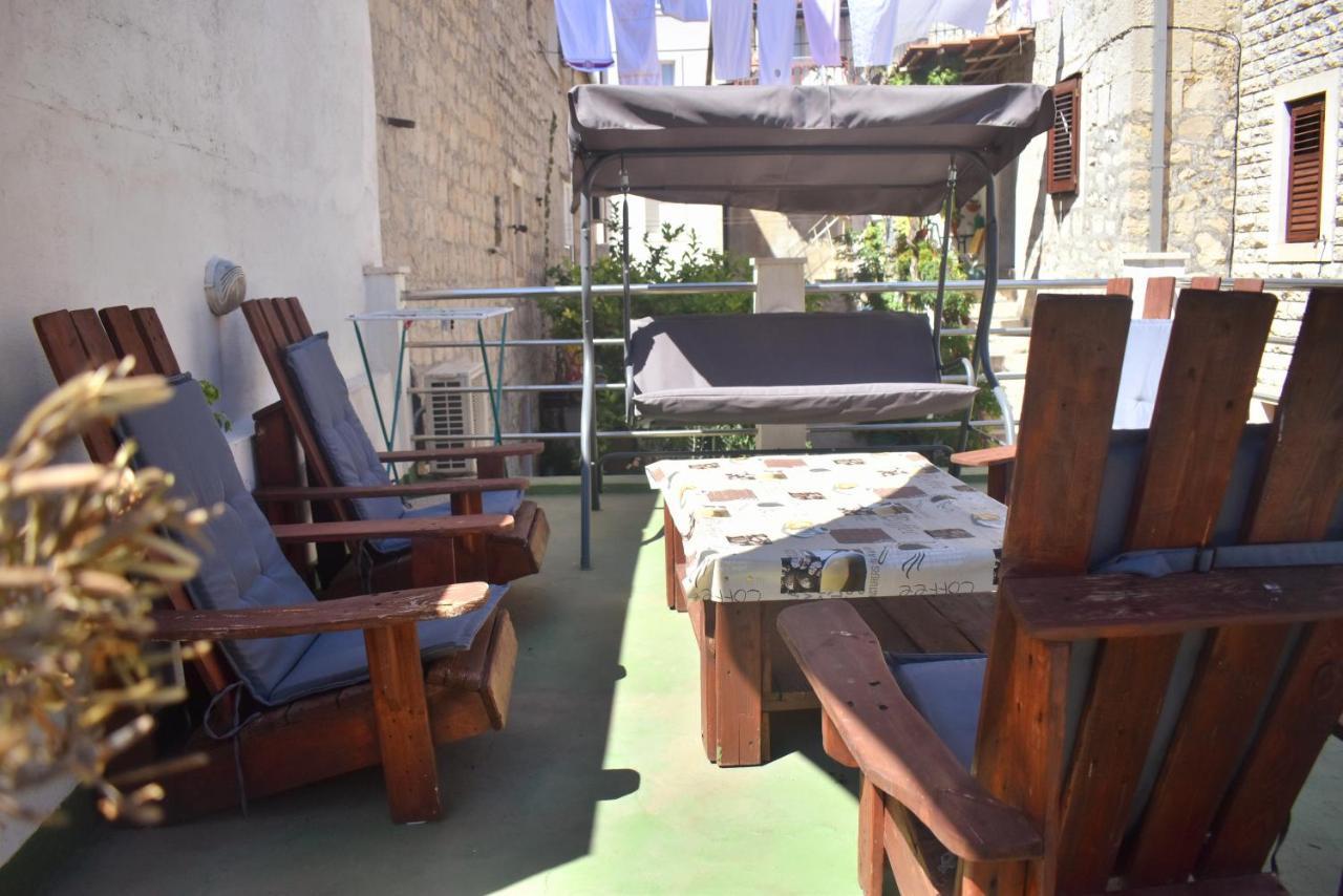 Twin Love Apartment Сплит Екстериор снимка