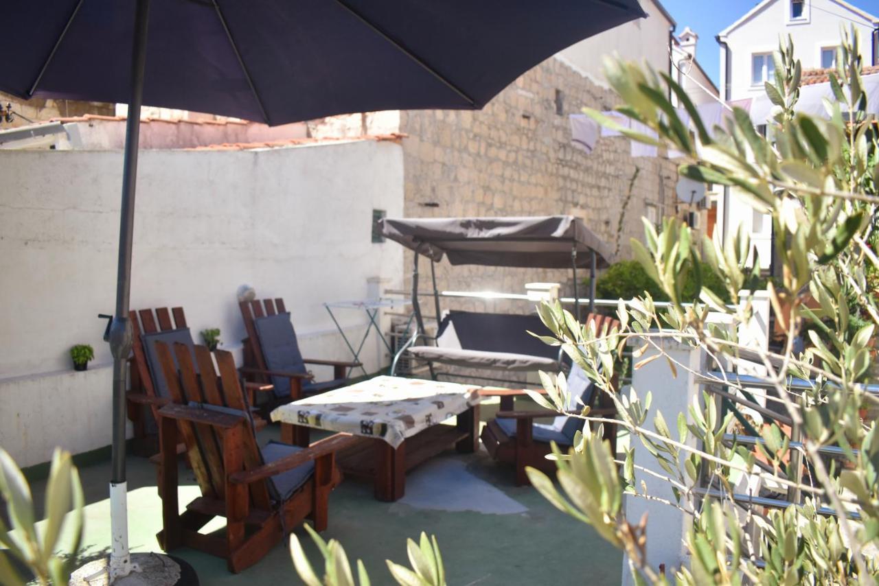 Twin Love Apartment Сплит Екстериор снимка